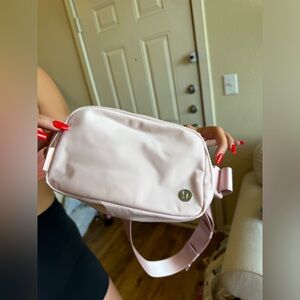 Lululemon Everywhere Belt Bag 1L